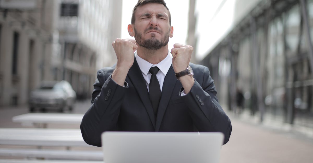 How to Gain Valuable Experience Through Volunteering in Project Management